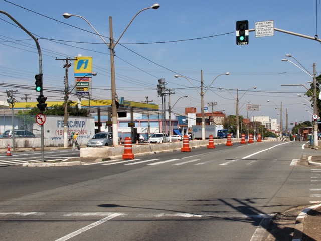 As obras começam na avenida Lacerda Franco...
