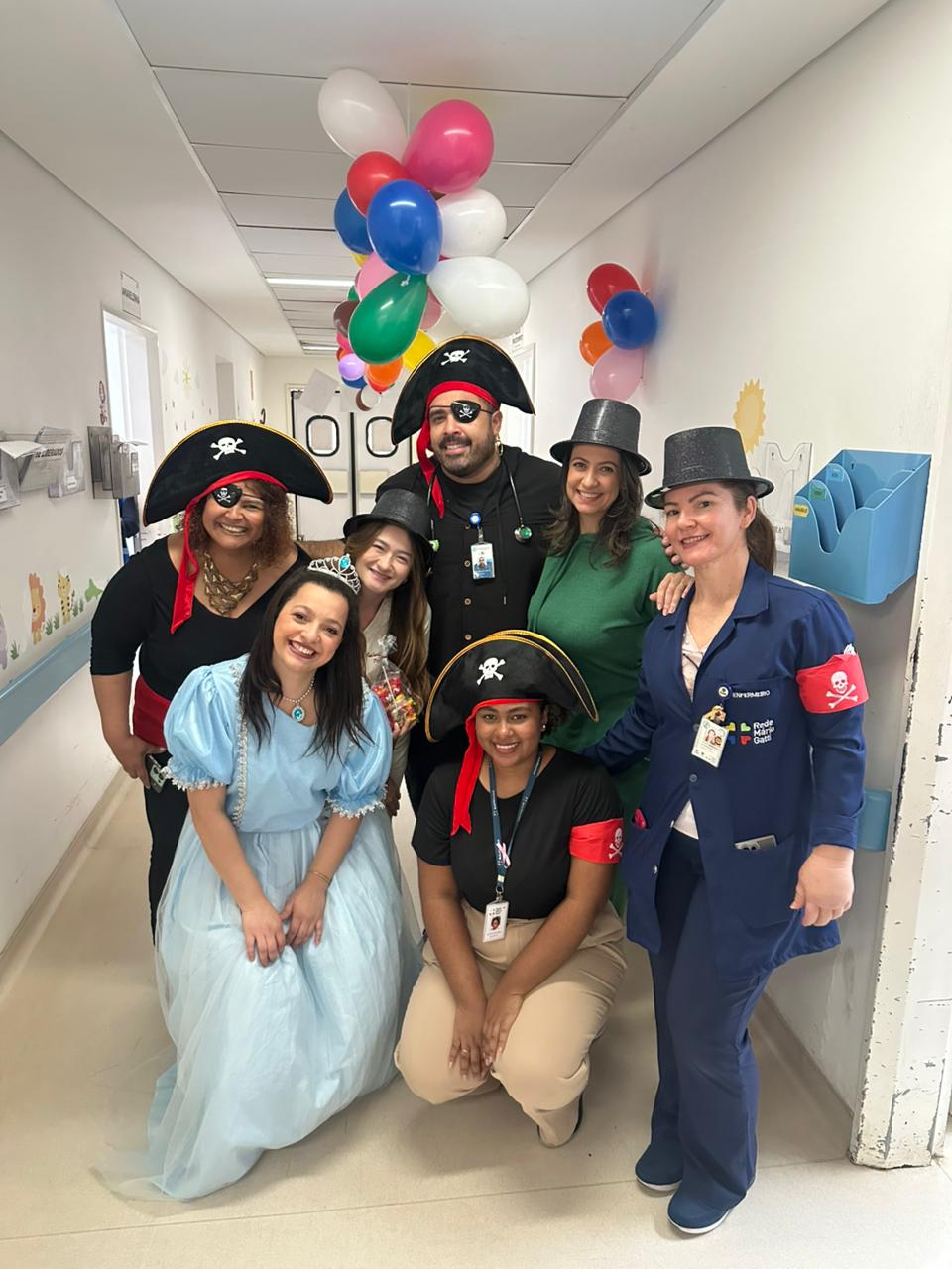 Trabalho voluntário para levar alegria aos pequenos 