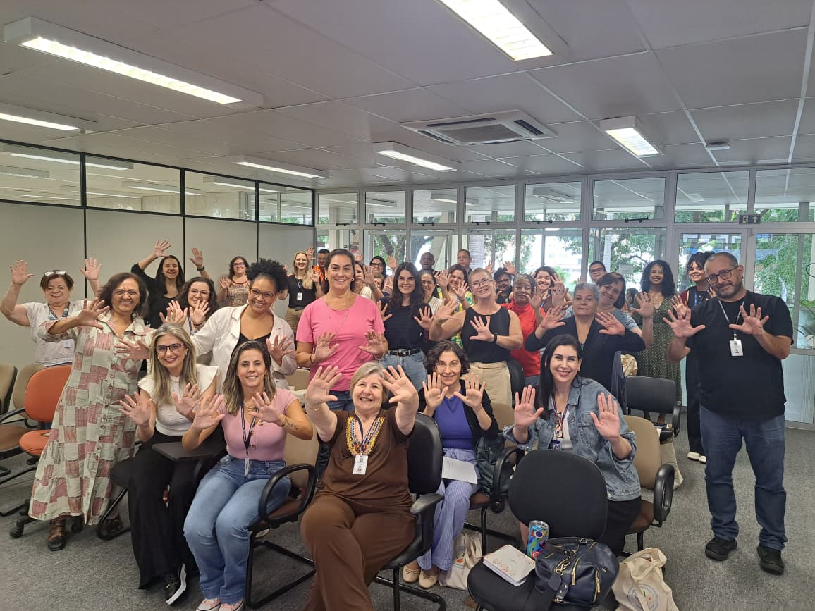 Integrantes do Comitê Intersetorial no Plenarinho do Paço Municipal 