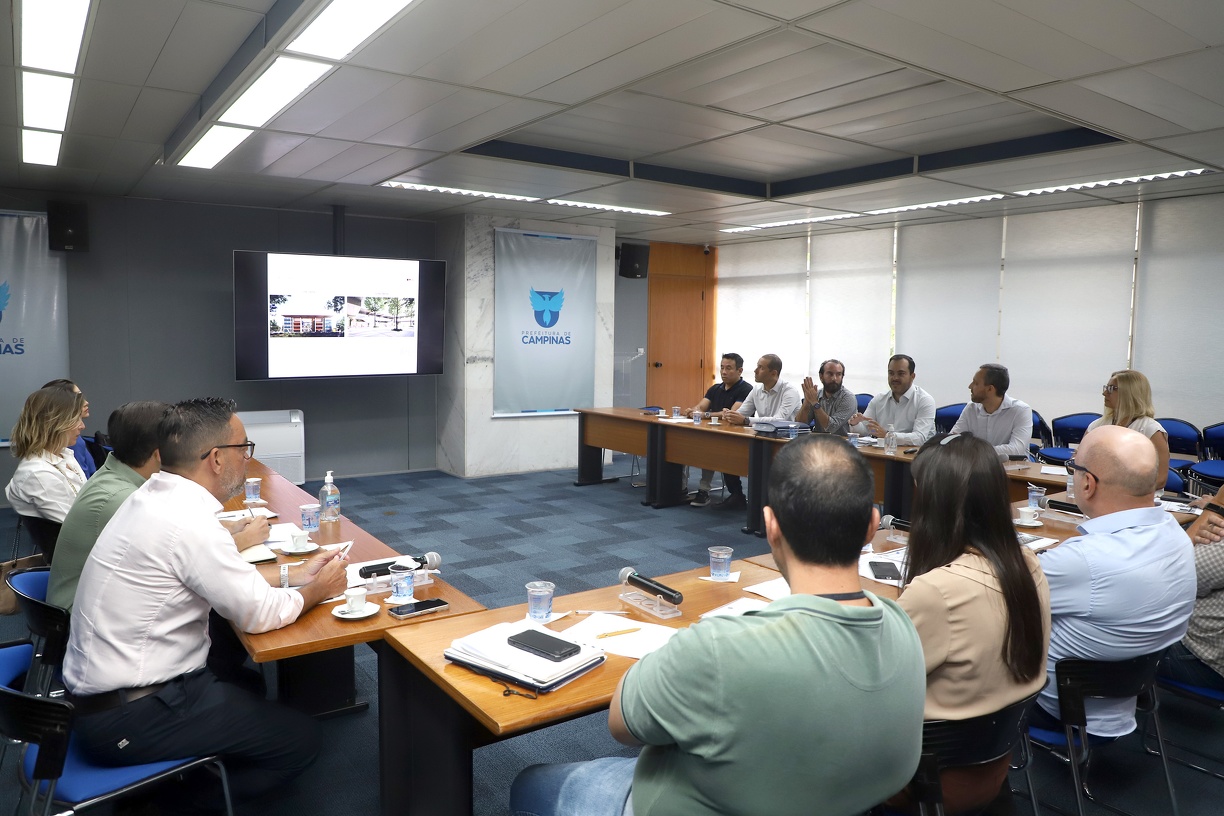Reunião discutiu próximos passos para a execução das obras 