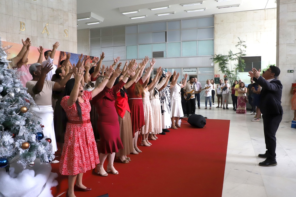 O repertório trouxe músicas cristãs que traziam a mensagem principal sobre o nascimento de Jesus Cristo e a importância da fé