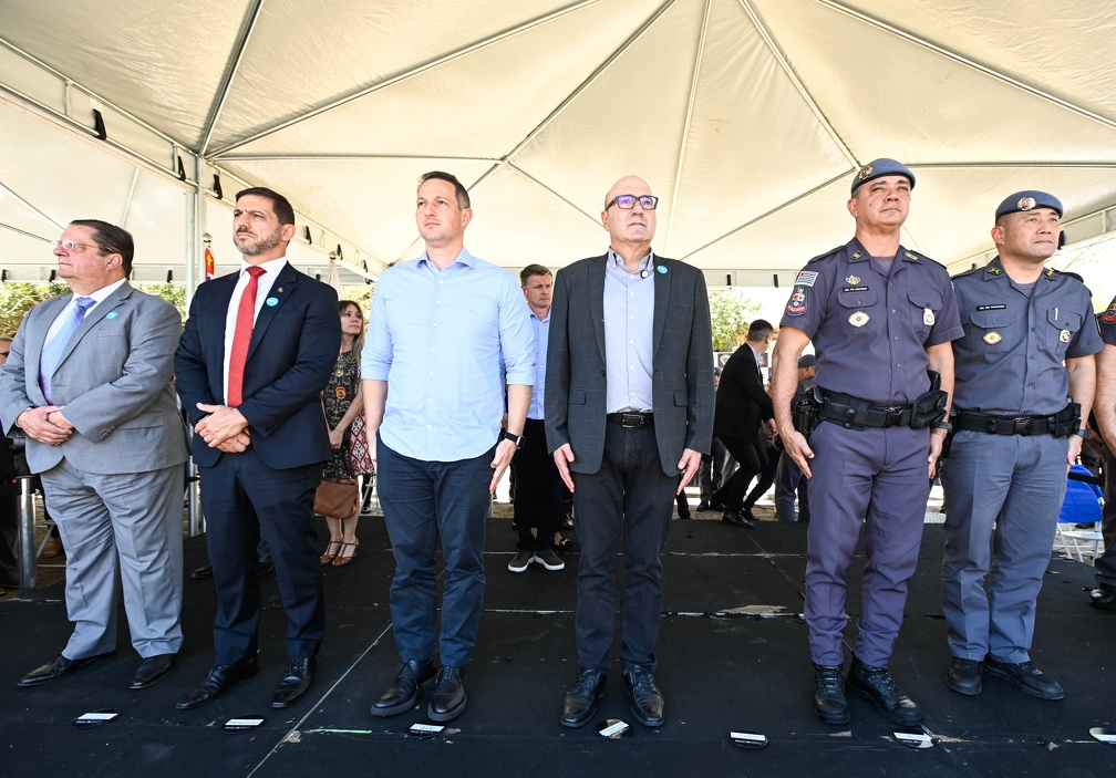 Dário participou da cerimônia junto com o secretário estadual de Segurança Pública, Guilherme Derrite
