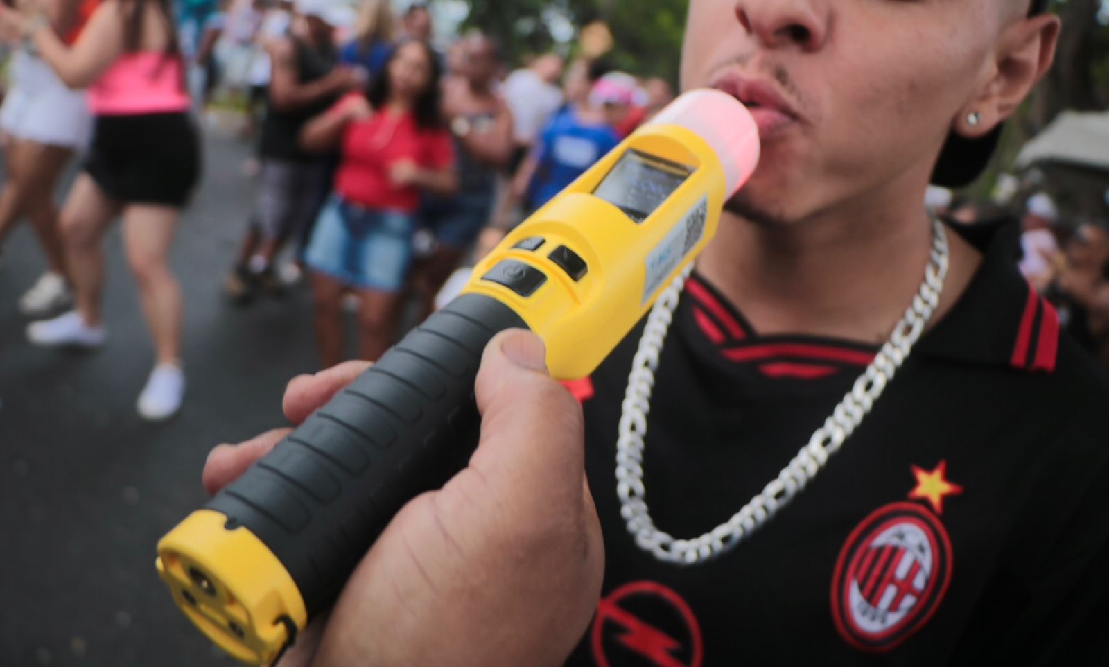 Testes com etilômetros não têm caráter de fiscalização e estimulam a reflexão sobre os riscos de beber e dirigir