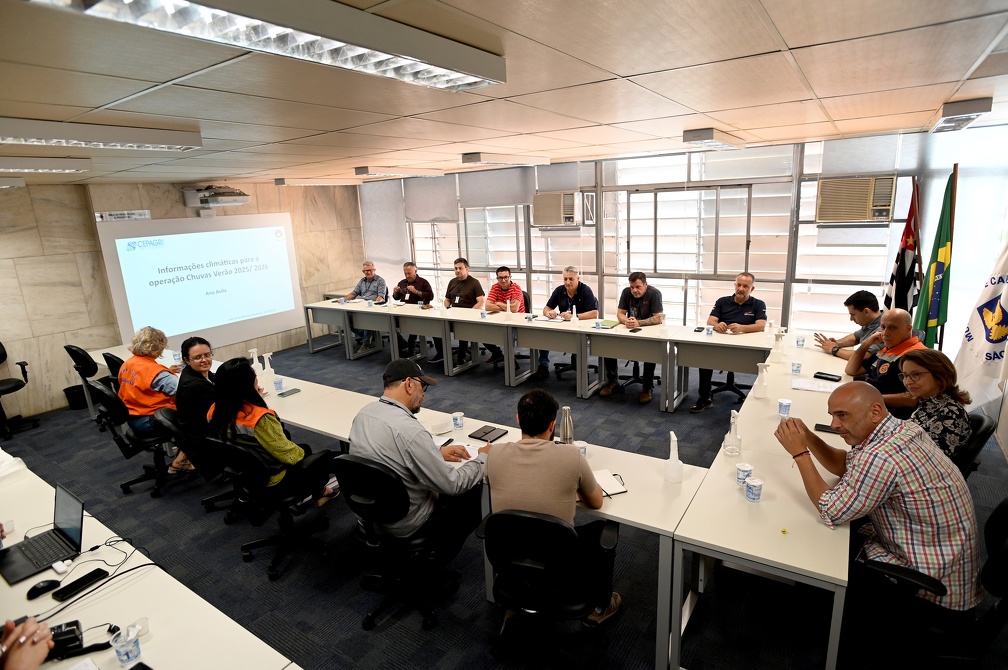 Operação reúne representantes de diversos órgãos municipais