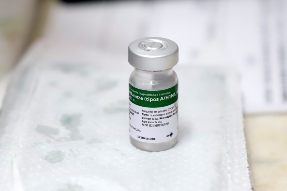 Vacina protege contra as gripes A (H1N1 e H3N2) e B