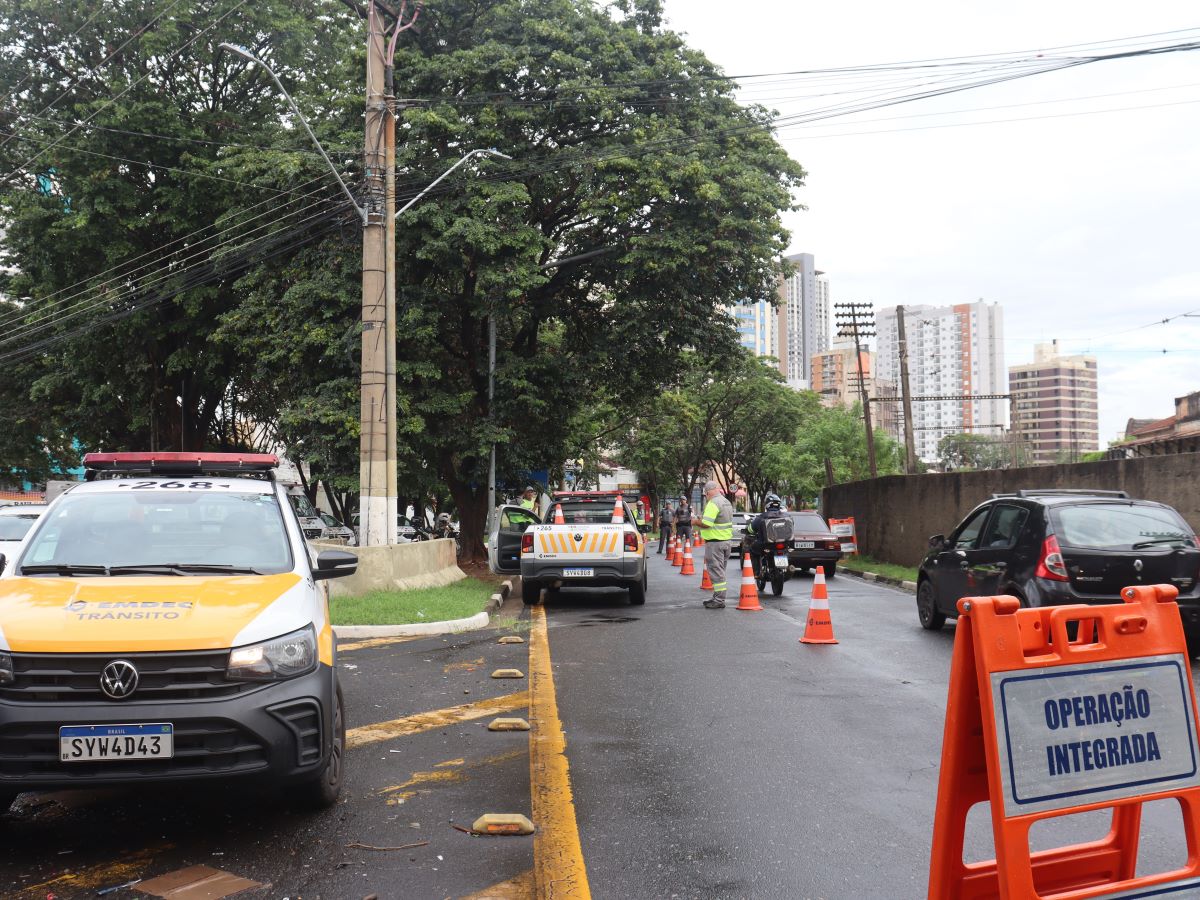 Foram 1.107 infrações identificadas nas blitze realizadas em agosto