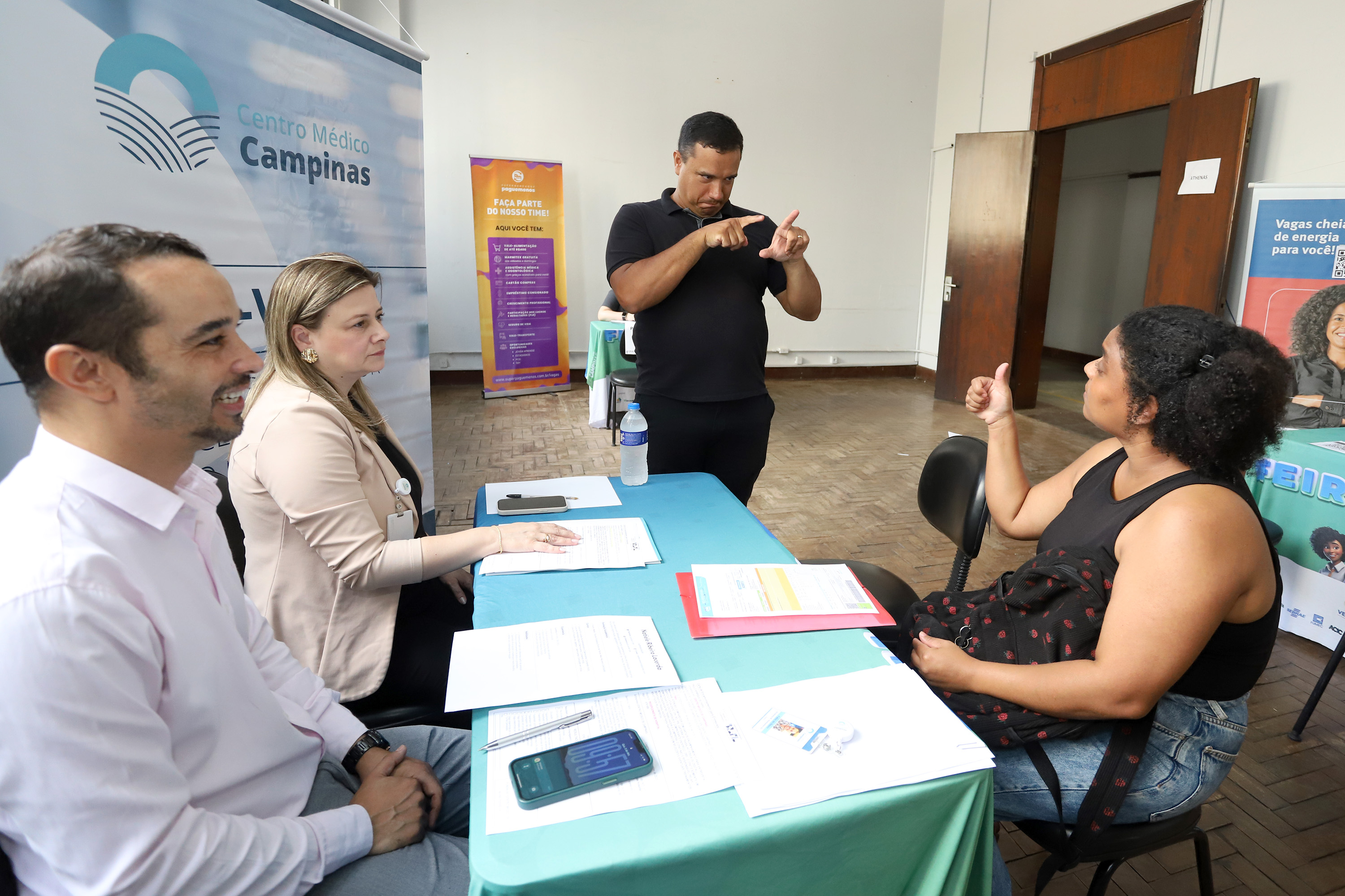 Iniciativa busca ampliar o acesso das pessoas com deficiência às oportunidades de trabalho 