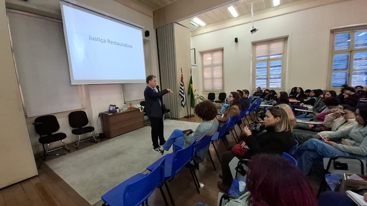  Juiz Marcelo da Cunha Bergo, titular da Vara da Infância e Juventude de Campinas e coordenador do Núcleo local de Justiça Restaurativa