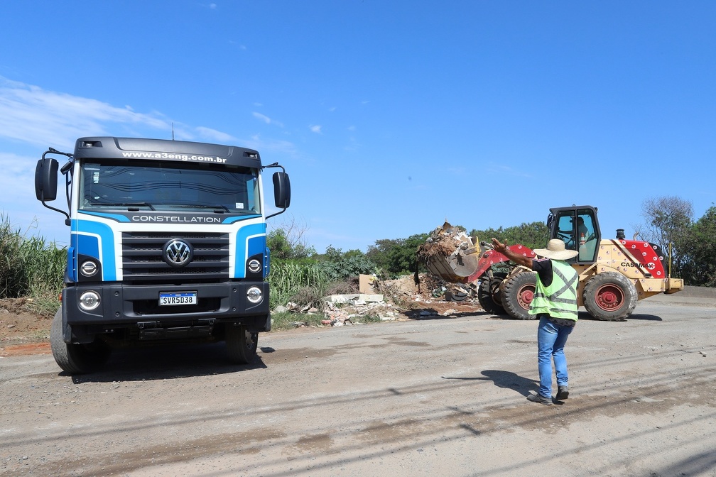 Cerca de 300 trabalhadores participam da ação que vai continuar até sexta-feira, 30