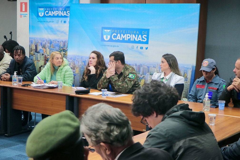A organização do desfile, incluindo o trabalho da Emdec, foi discutida em reuniões preparatórias com representantes dos diversos órgãos responsáveis