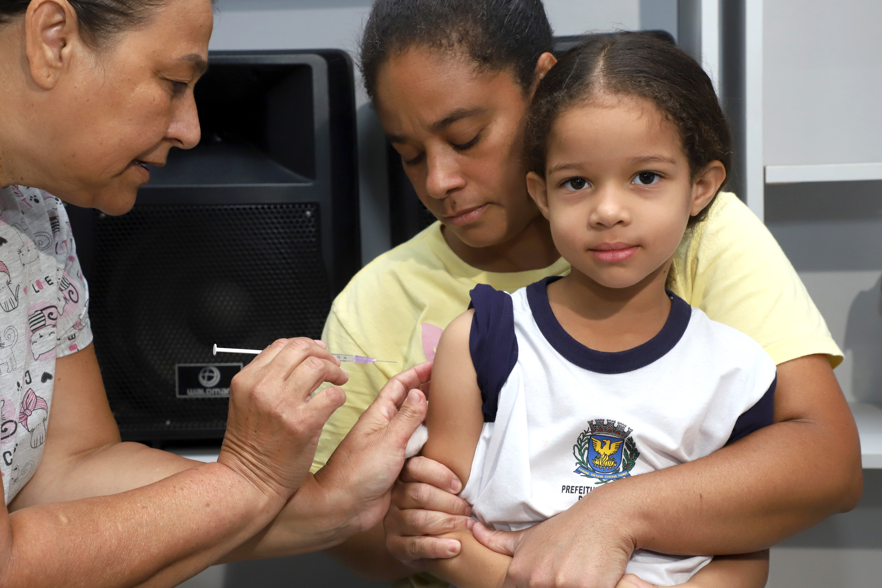 Saúde de Campinas iniciou, nesta segunda, 4 de maio, a vacinação contra a gripe em escolas municipais de educação infantil 