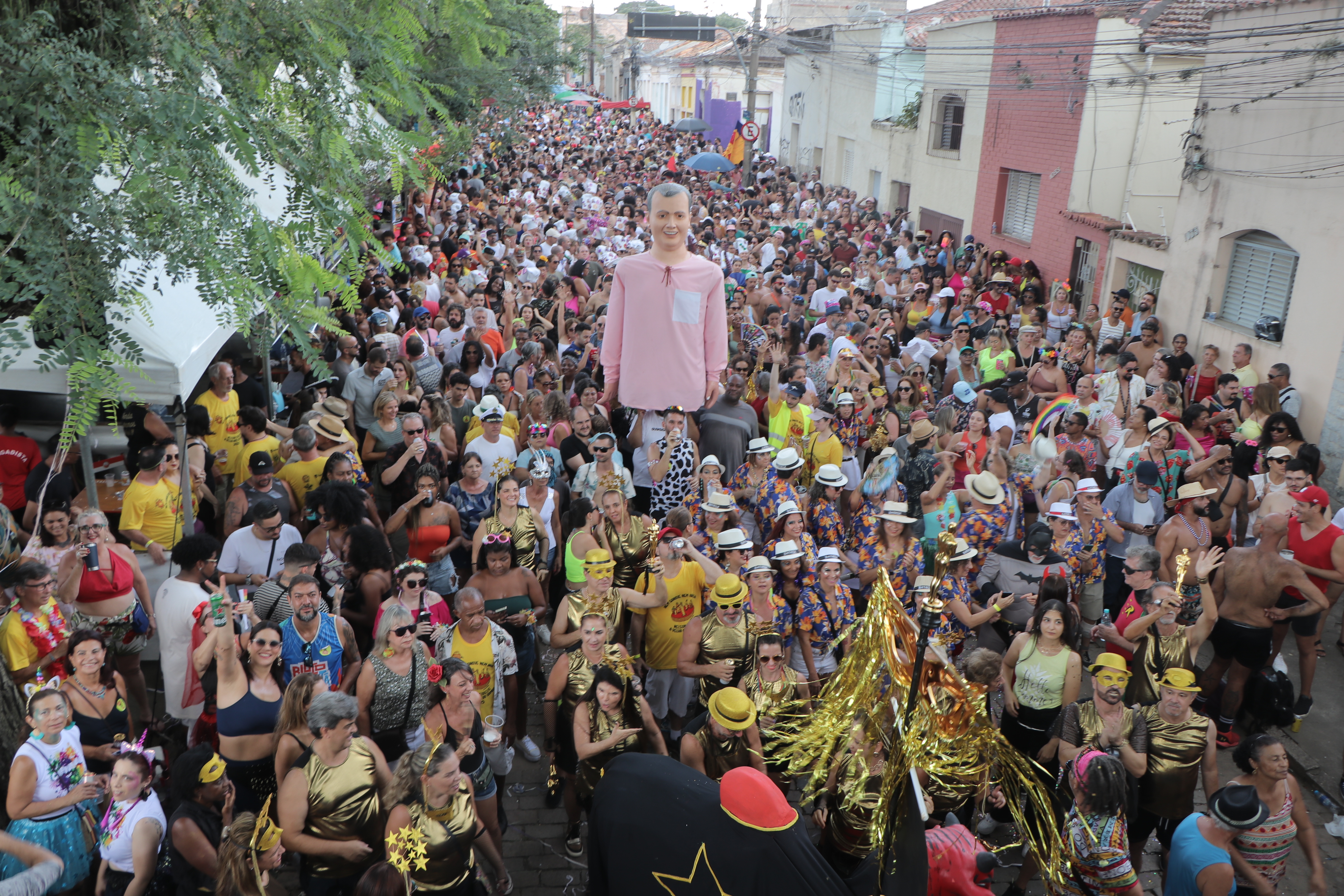 Trajeto passa por pontos emblemáticos da Vila Industrial