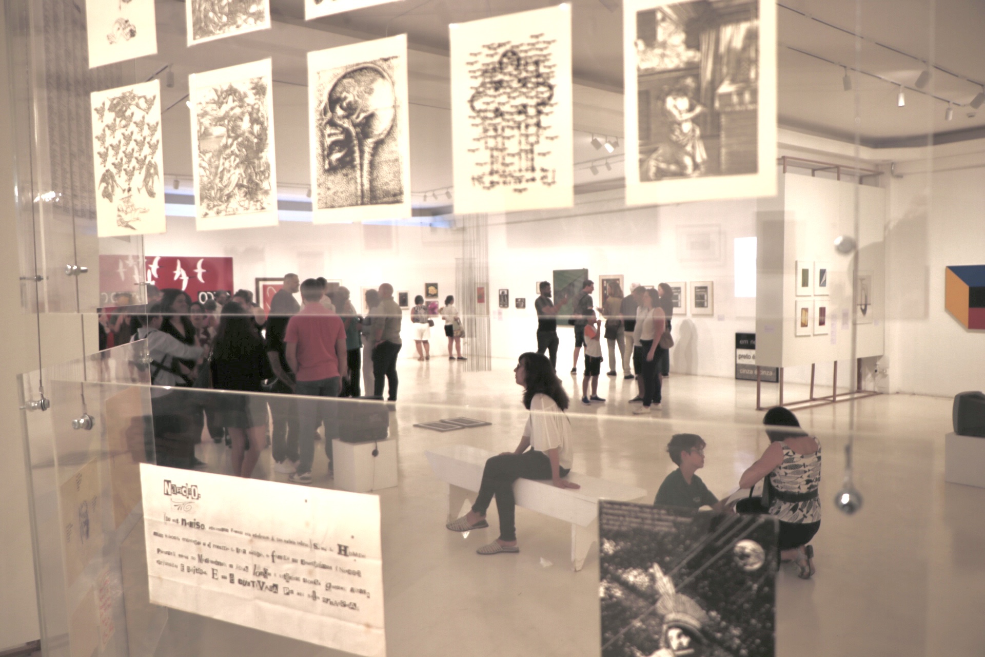 Projeto aproxima o público de diferentes idades do museu e do fazer artístico