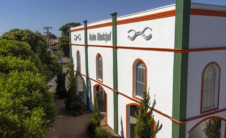 O encontro será no dia 16 de outubro e acontece das 9h30 às 18h, no Teatro Municipal Franciscus Johannes Eltink