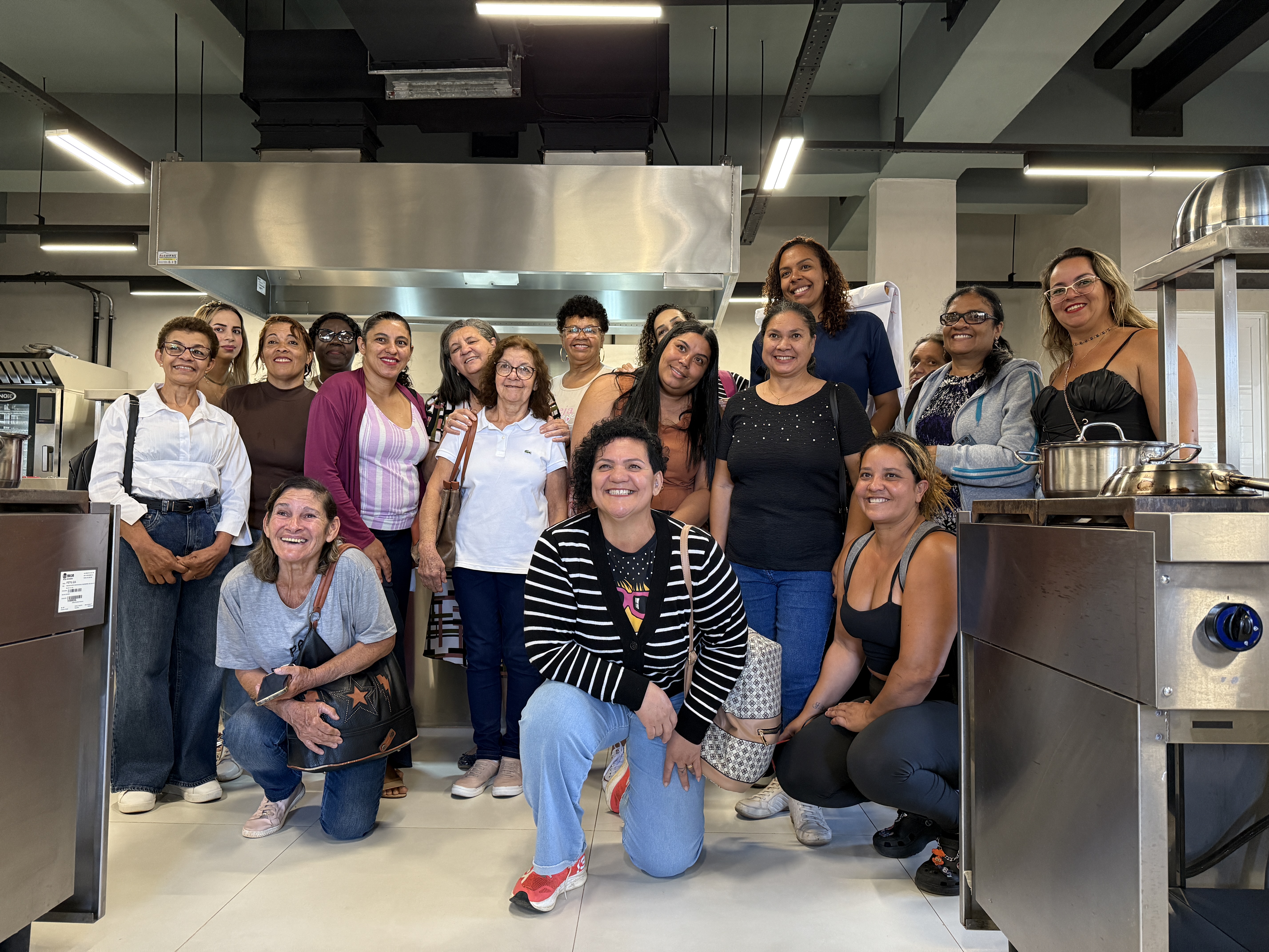 Projeto Cozinha Escola capacita mulheres em panificação e confeitaria para gerar renda em Campinas