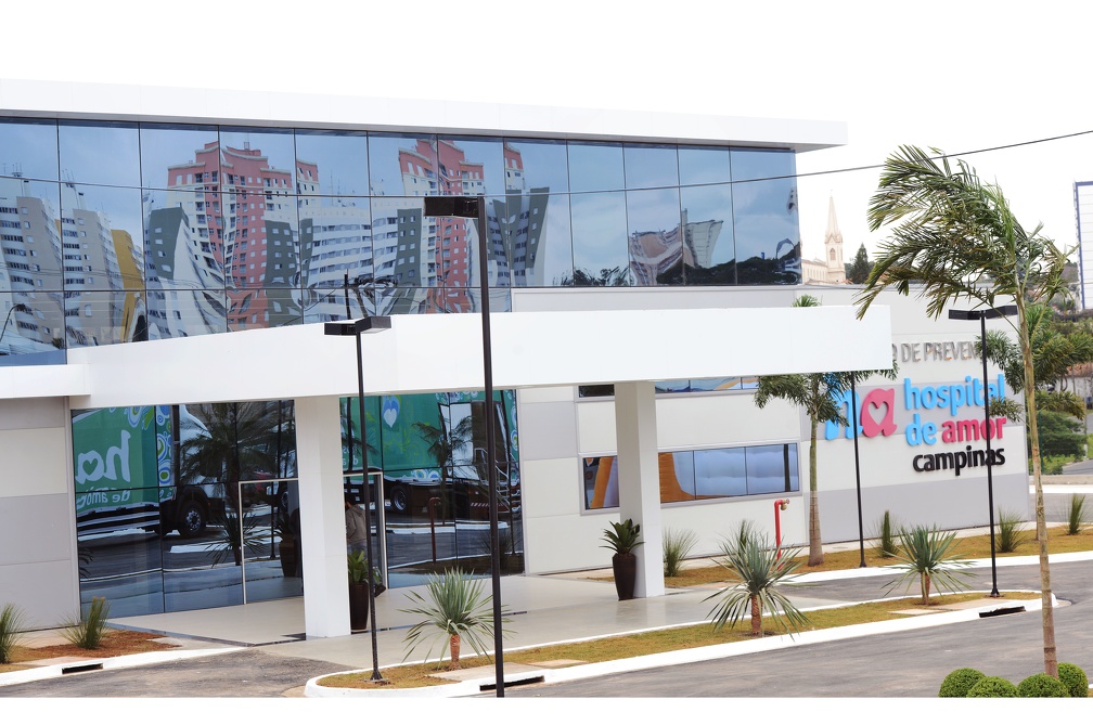 Reorganização contempla novo modelo com setorização da assistência em especialidades 