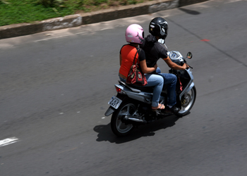... foram ocasionadas por acidentes envolvendo motos