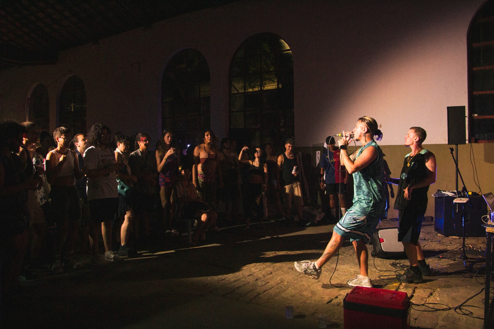 Programação contará com teatro, dança, música, performances, audiovisual, exposições e discotecagem, além da obra coletiva criada durante a residência artística