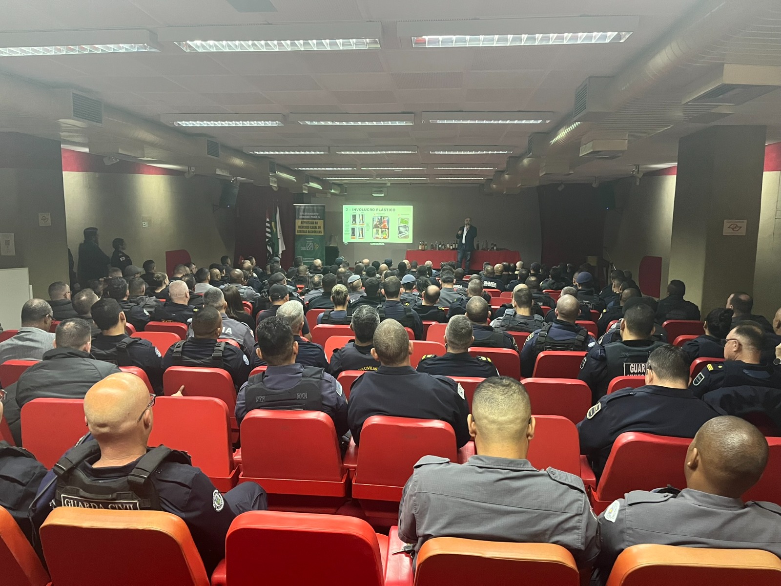 Após a formação, os GMs promoveram a Operação Autenticidade, fiscalizando 130 estabelecimentos