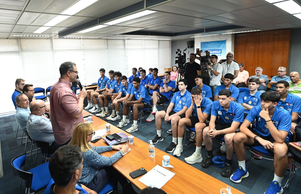 Vanin, secretário de Esportes e Lazer, destacou que o torcedor terá a chance de ver os melhores jogadores de vôlei da atualidade