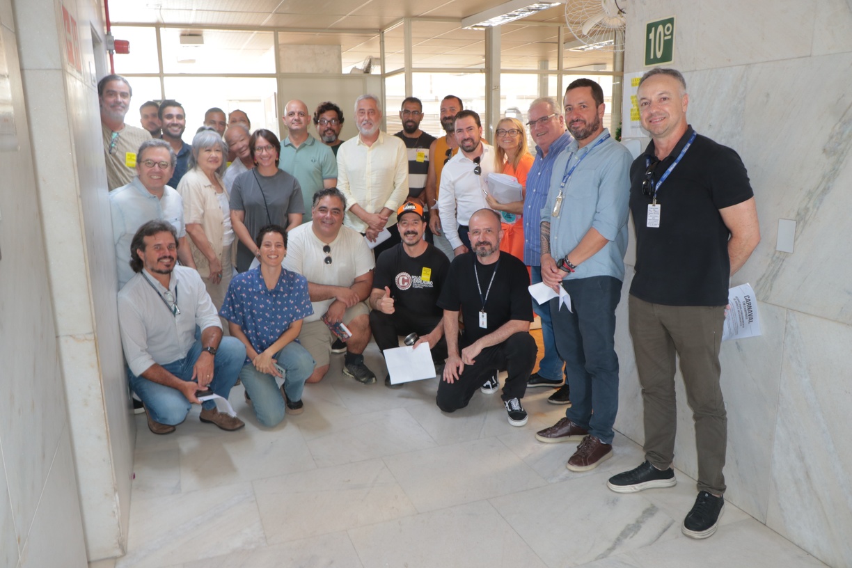 Comerciantes, Abrasel e secretarias conversaram sobre as normas e esclareceram dúvidas