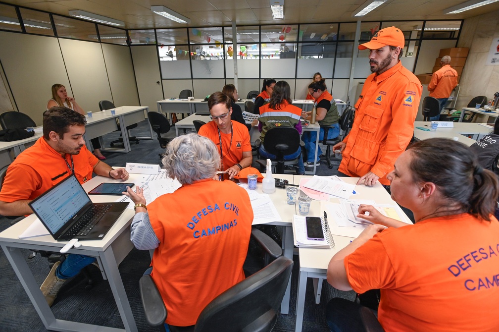 A equipe da Defesa Civil estará a postos para atender as emergências