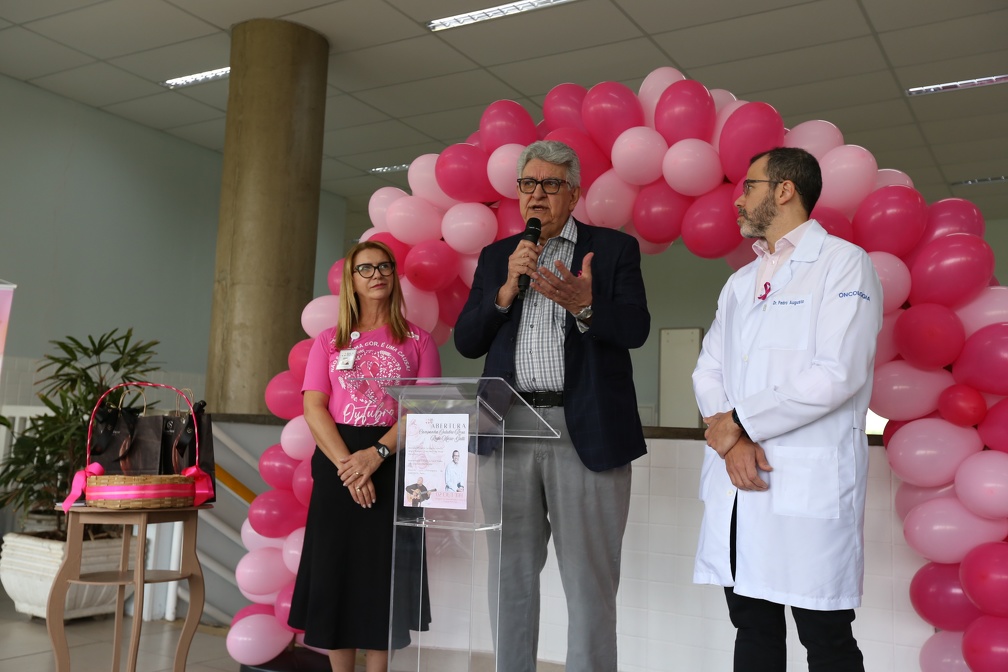 o médico Sérgio Bisogni, presidente da Rede Mário Gatti, fez a abertura da campanha
