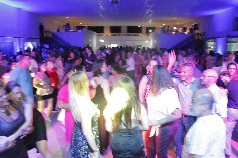 A animação sempre está presente no Baile do Servidor e este ano, com um novo local e sem necessidade de sortear ingressos, a festa promete ser um sucesso ainda maior