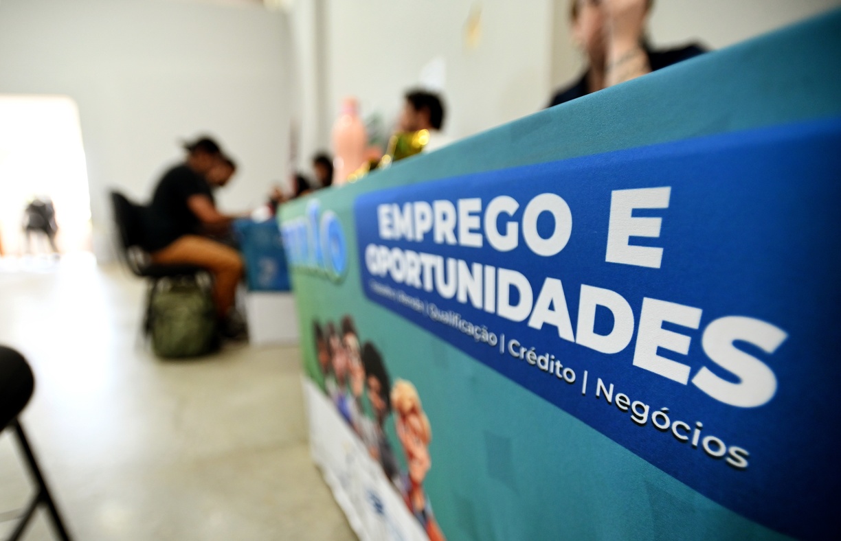 Candidatos poderão fazer entrevistas no feirão e até sair com emprego garantido 