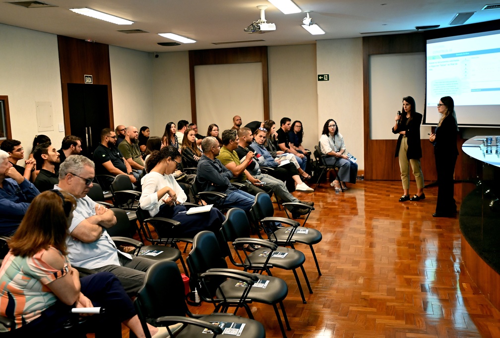 Treinamento foi realizado de forma presencial e on-line, com boa adesão de profissionais ligados à construção civil