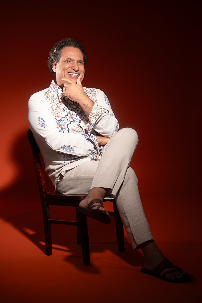 Autor diz que indígenas, negros e mulheres foram esquecidos pela História: "através da música, da poesia e do encontro com o público, queremos trazer à luz essas trajetórias de resistência"