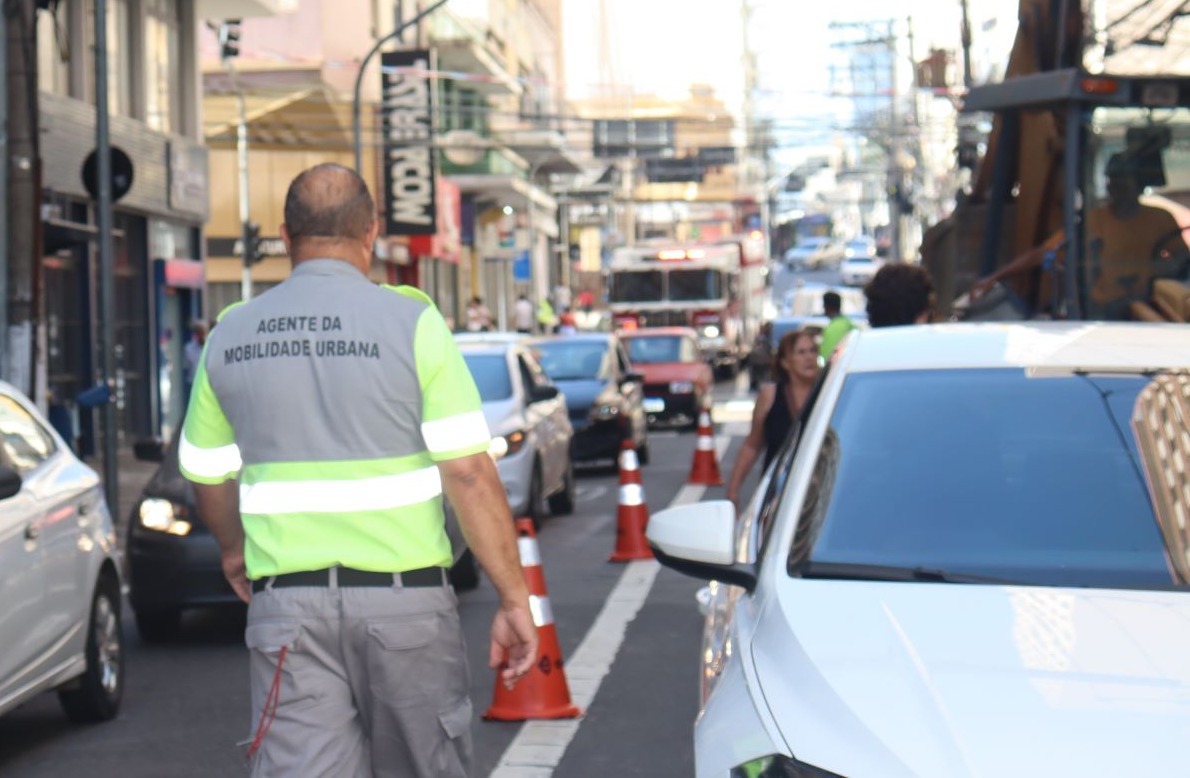 Agentes da Mobilidade Urbana da Emdec vão monitorar a região e orientar os condutores a realizar o desvio 