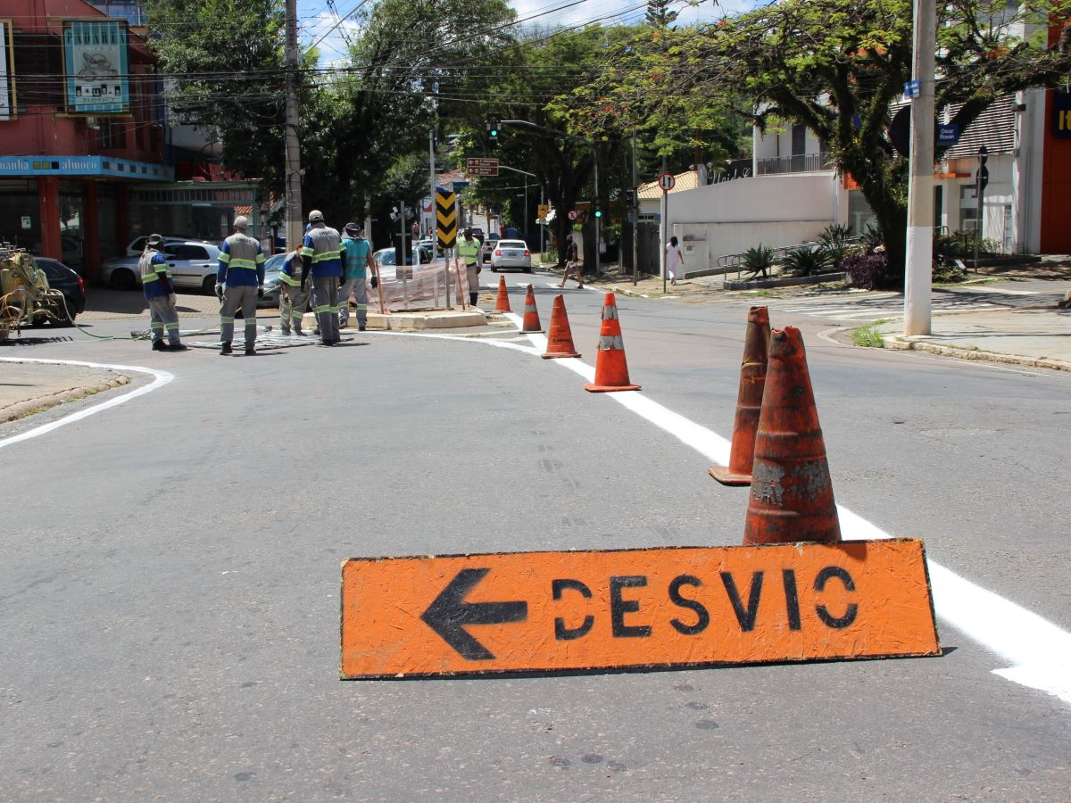  Emdec programou rota de desvio pelas ruas Aníbal Ferreira, Fernão Pompeo de Camargo e Thomaz Alves Brown