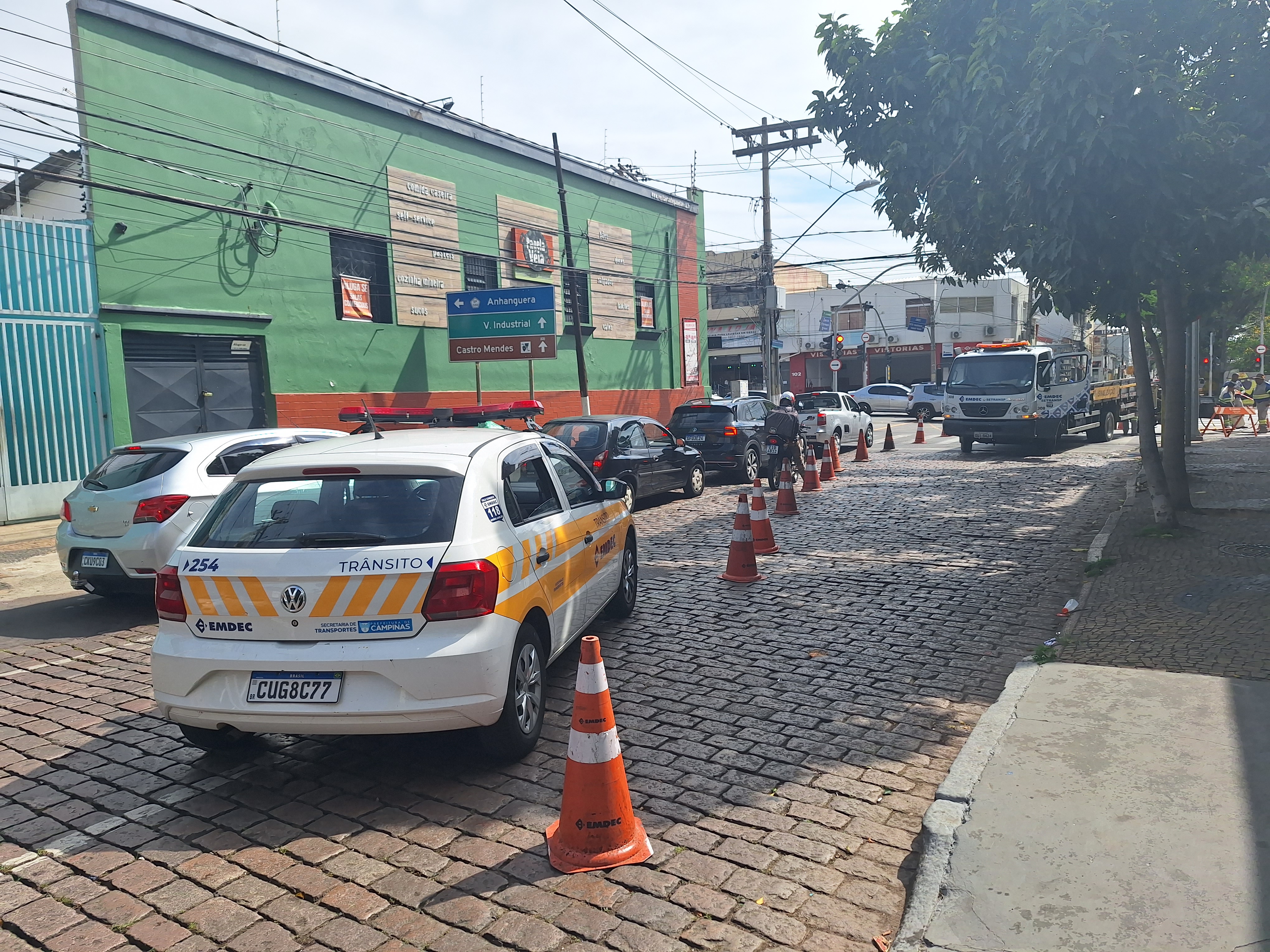 Entre as 12h e 19h, o trânsito fluirá no sentido Centro-bairro no entorno da Adacamp