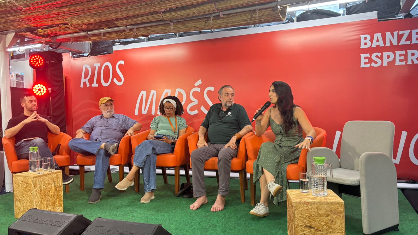 Ângela Guirao (com o microfone) destacou ações do Programa Reconecta RMC