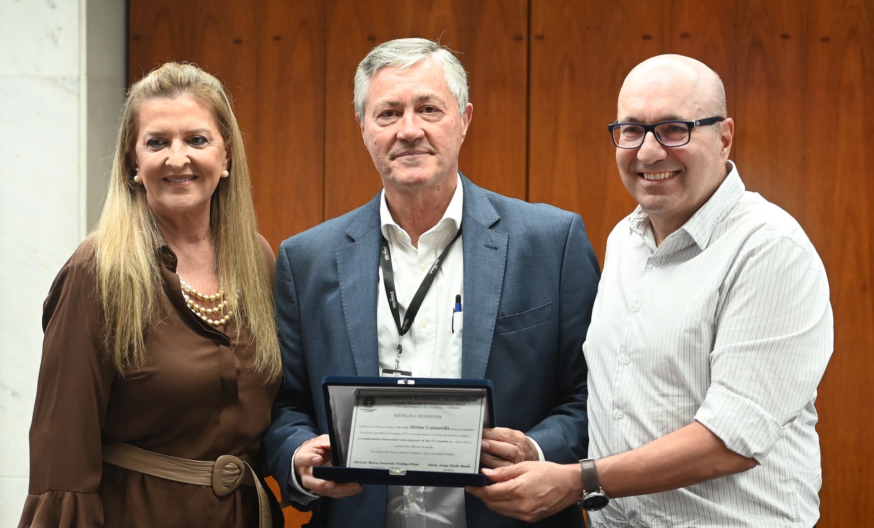Reunião também homenageou o Professor Heitor Cantarella, reconhecido internacionalmente no Top 2% Scientist