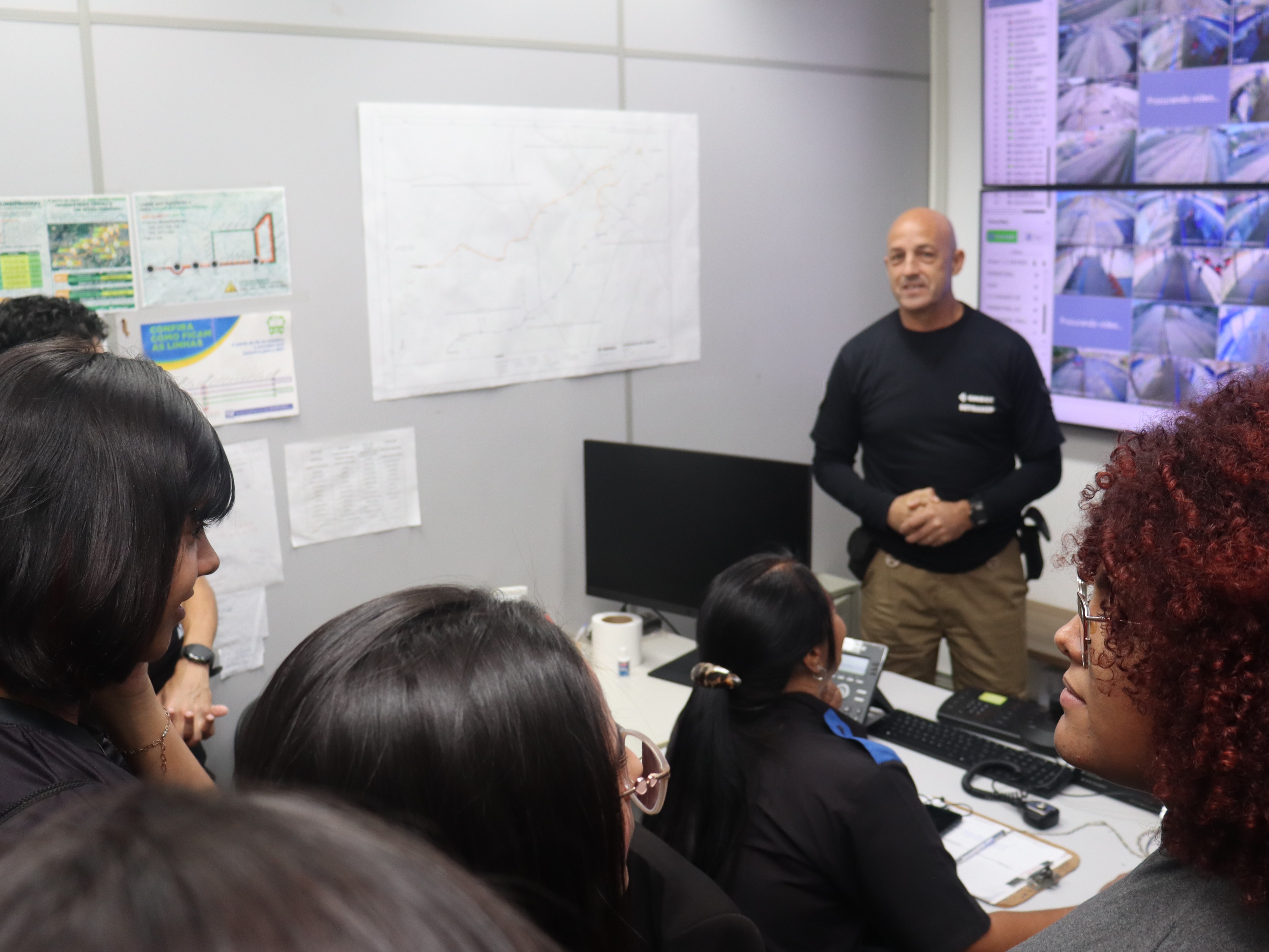 Alunos conheceram diversas áreas da empresa 