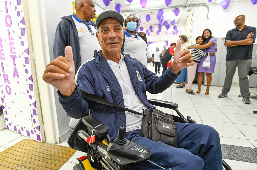 Hermelino de Oliveira, de 69 anos, é um dos aluno da EJA em Campinas