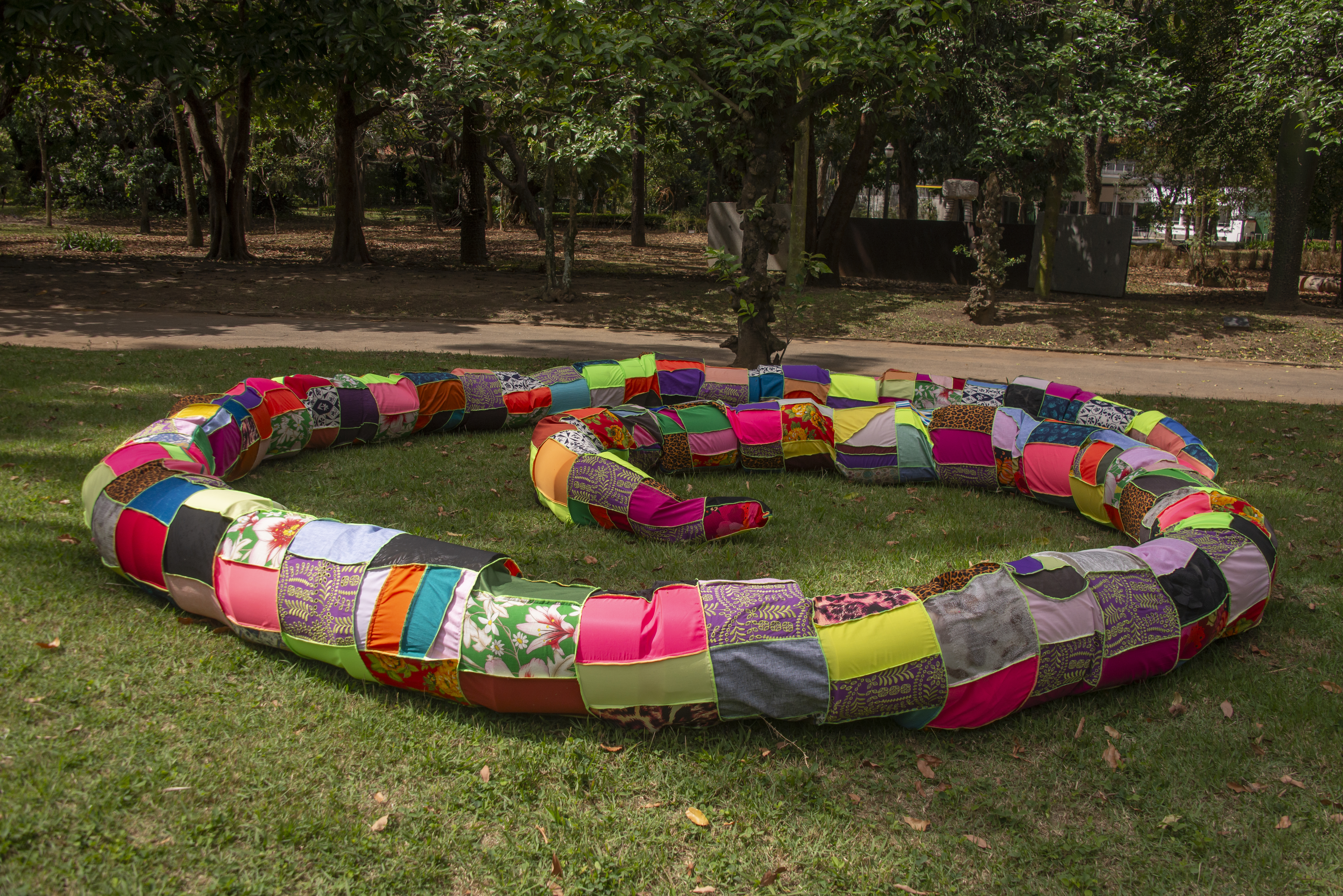 Boiúna é criação da artista paraense Rafa Bqueer 