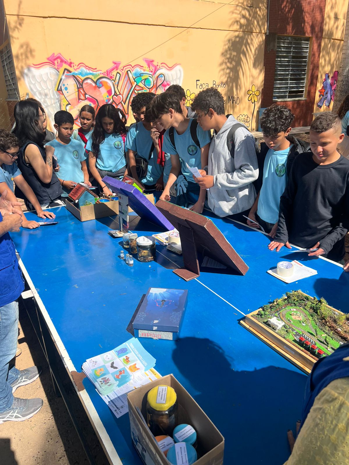 Alunos receberam orientações sobre diversas áreas relacionadas à saúde ambiental 