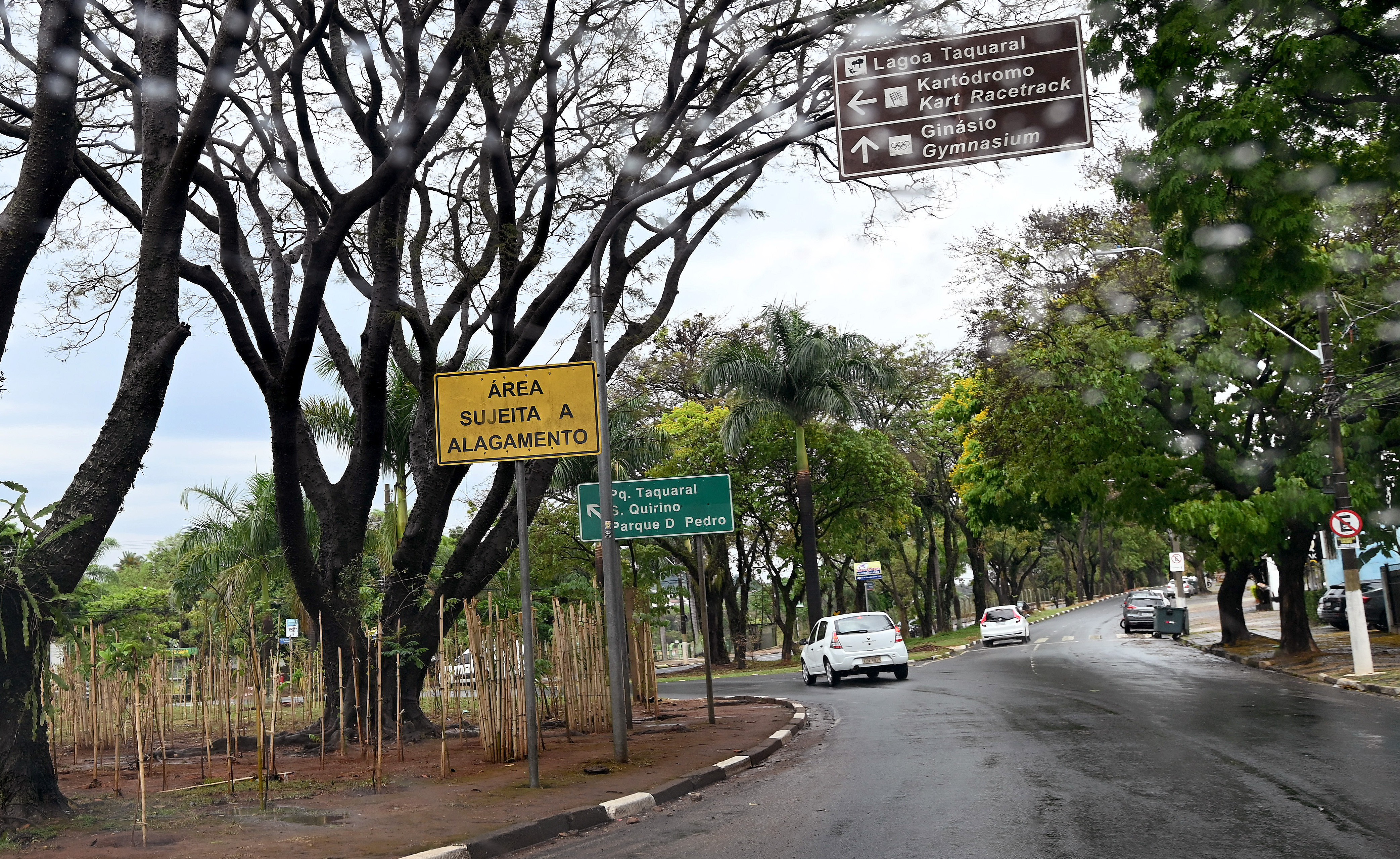 Com chuva persistente, moradores devem evitar áreas sujeitas a alagamentos 