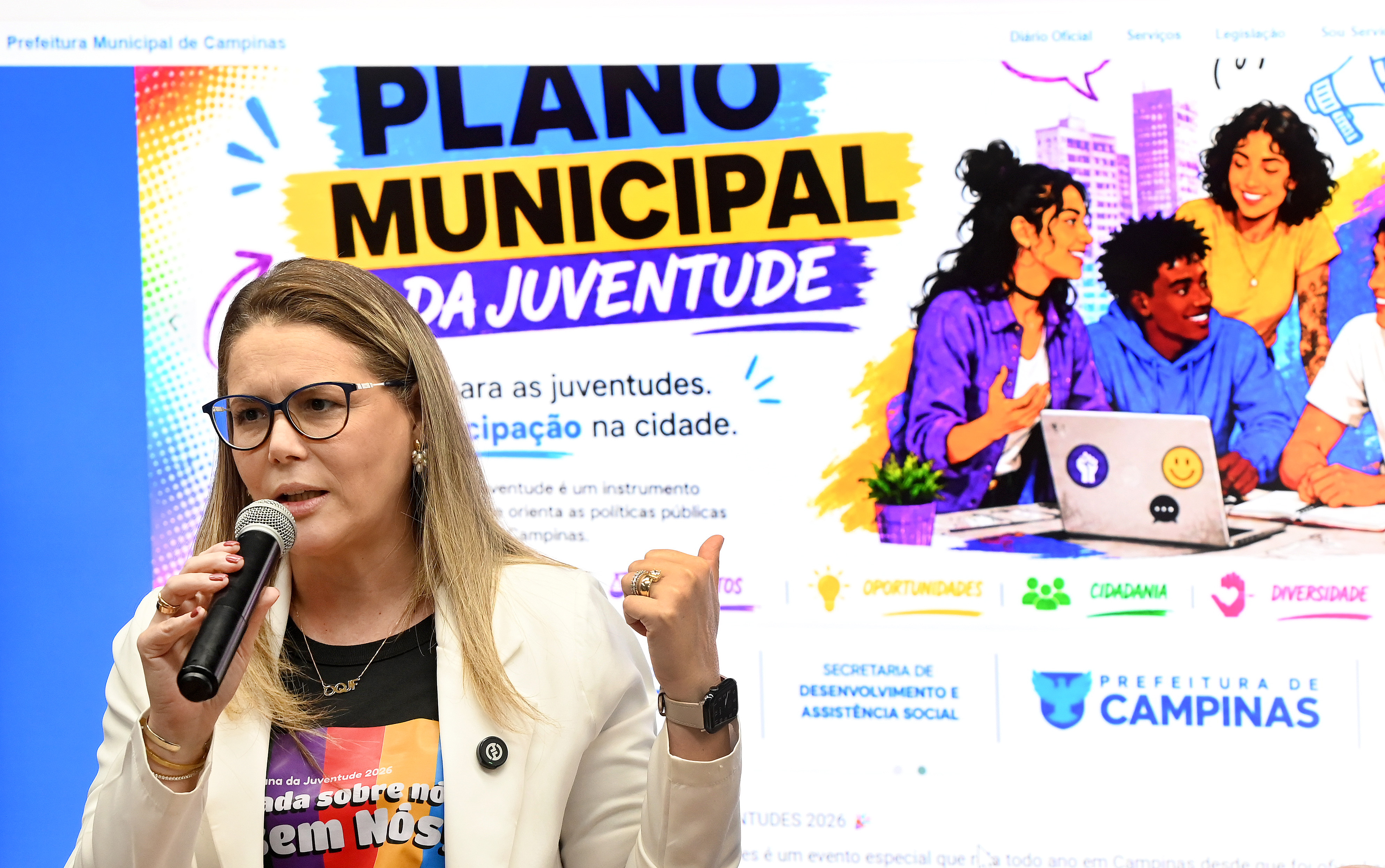 Política pública efetiva é aquela que é construída com diálogo, com participação e, é claro, com ações concretas", afirmou a secretária Vandecleya Moro