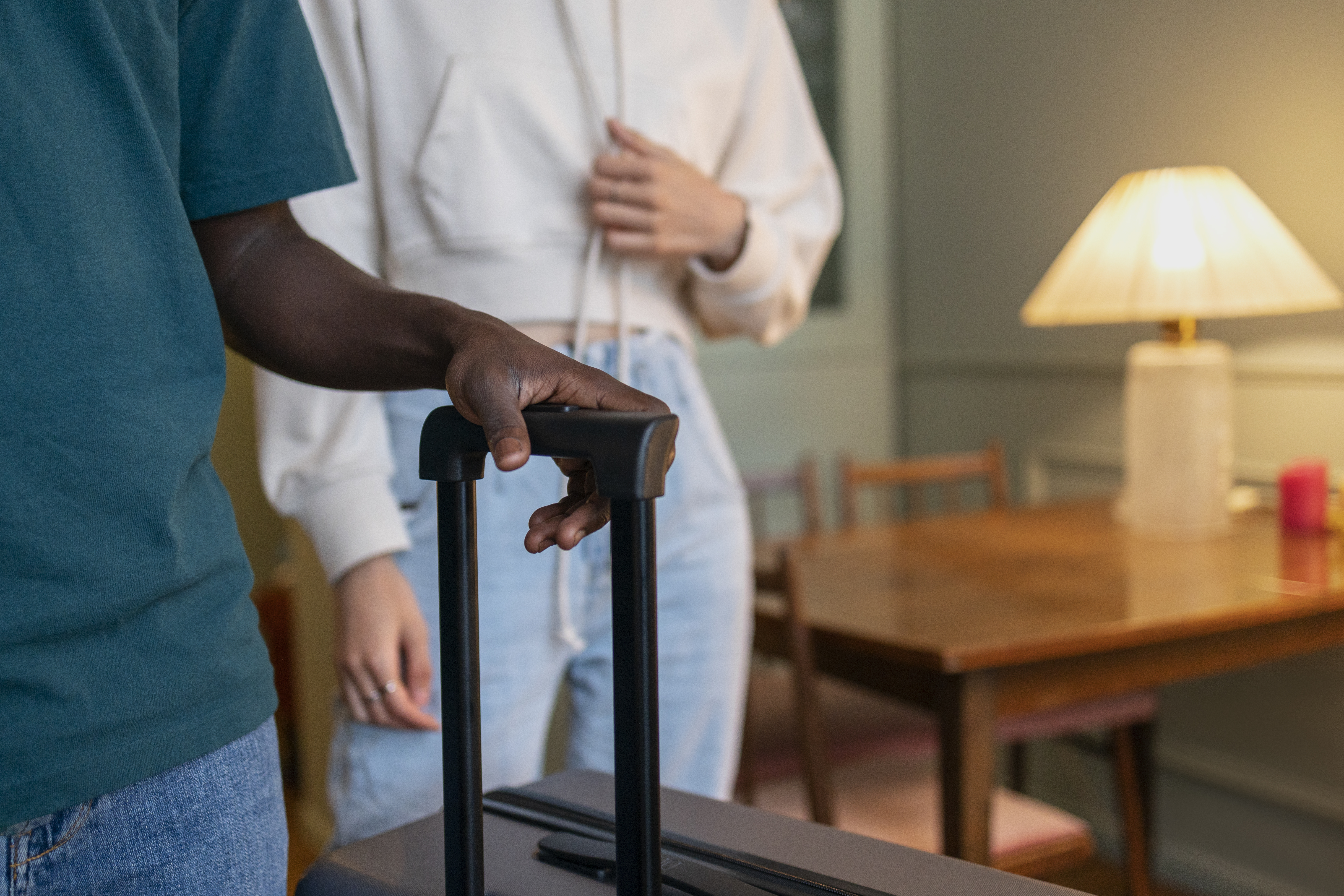 Antes de fechar a hospedagem, é importante conferir as regras e se há reclamações sobre o local 