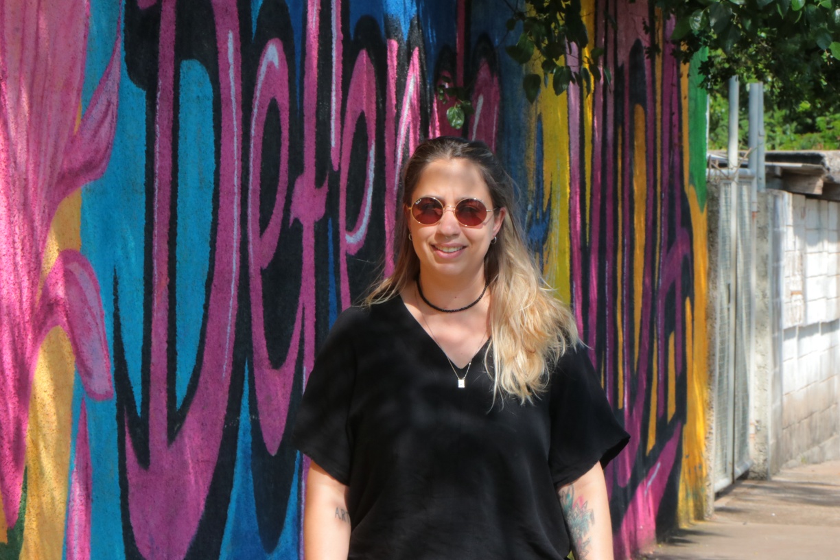 Ágatha Ursini, ganhadora do edital e professora de história da arte é a autora da obra