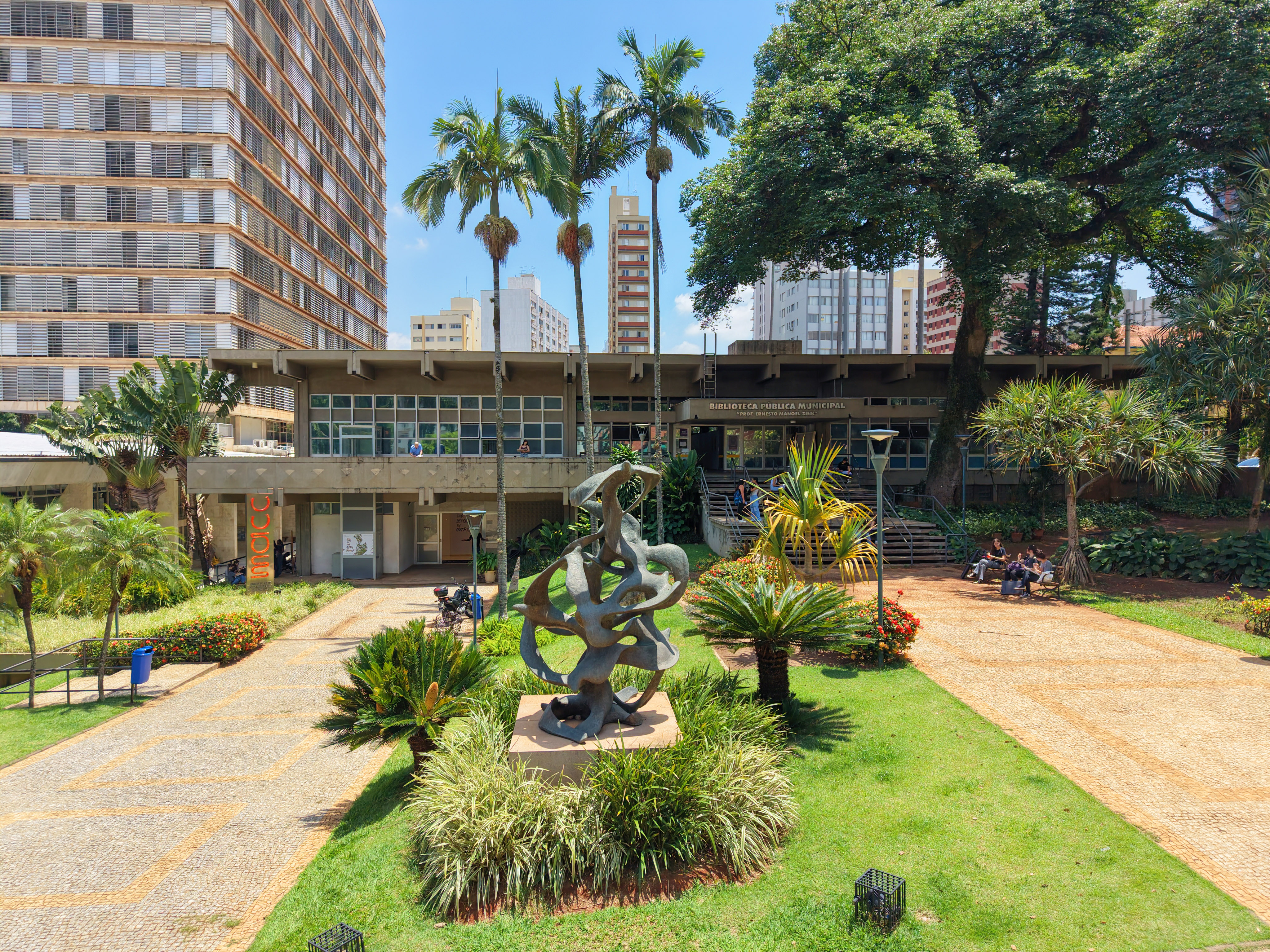 A Biblioteca Zink estará fechada no período de 15/12/2025 a 16/01/2026