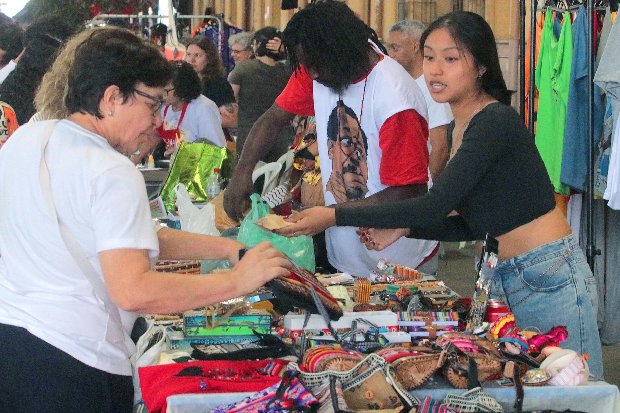 A Feira reunirá moda, artesanato, cerâmica, plantas, flash tattoo e Mercado das Pulgas