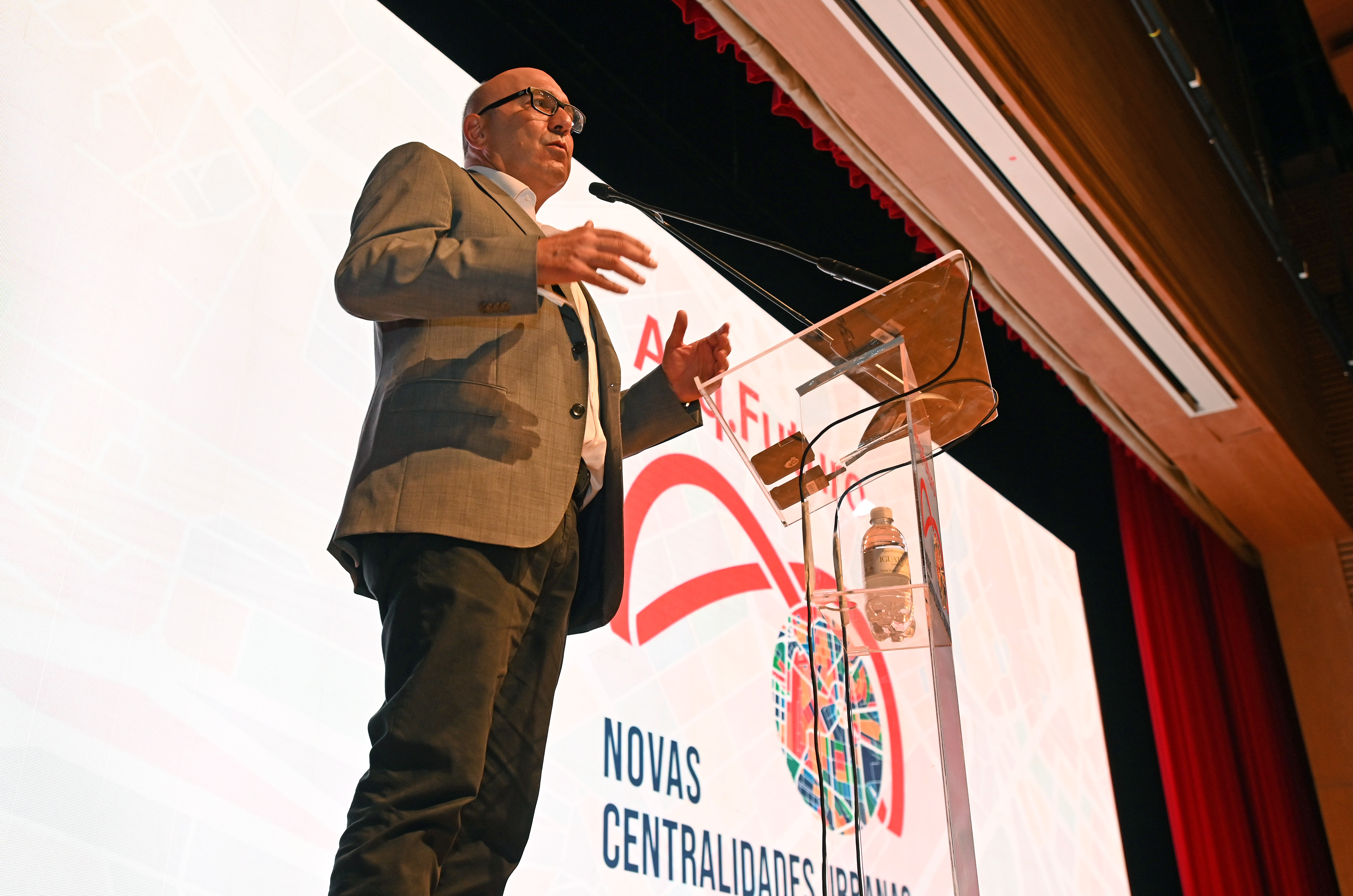 Prefeito fala em abertura de evento