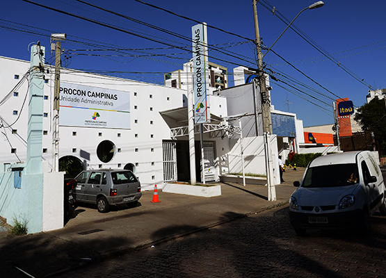 Orientação do órgão é para desconfiar de ligações oferecendo brindes por ocasião de datas comemorativas