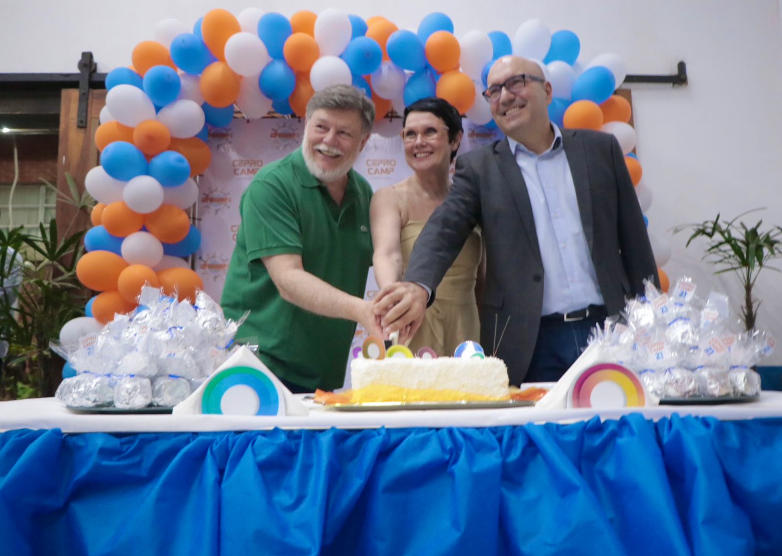 Durante as comemorações, prefeito anunciou a instalação de mais duas unidades do Ceprocamp, nas regiões do Padre Anchieta e dos Amarais