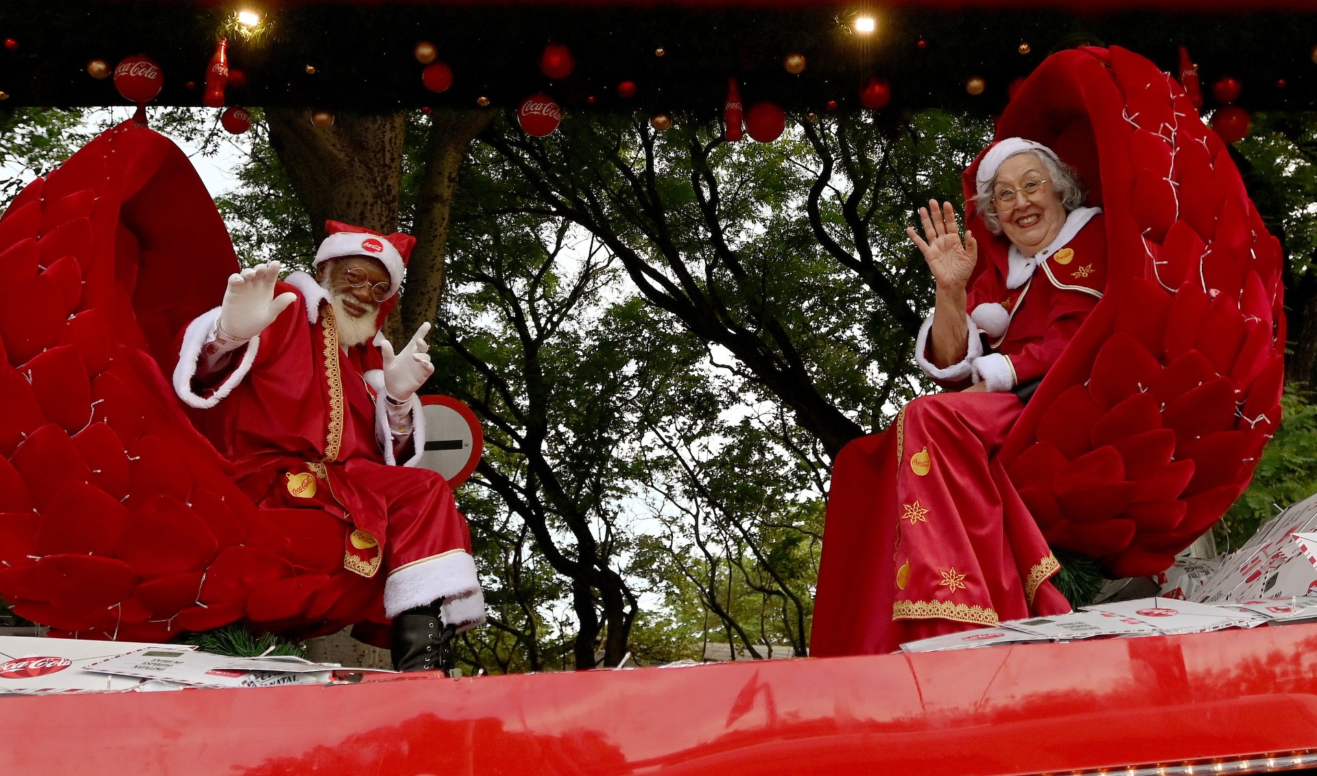 Diferentes gerações foram juntas prestigiar o desfile que encantou o público